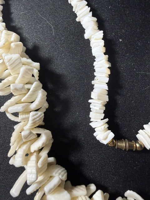 Vintage Graduated White Shell Chip Necklace — Natural Bib Effect, Screw Clasp, 24", Early 1980s