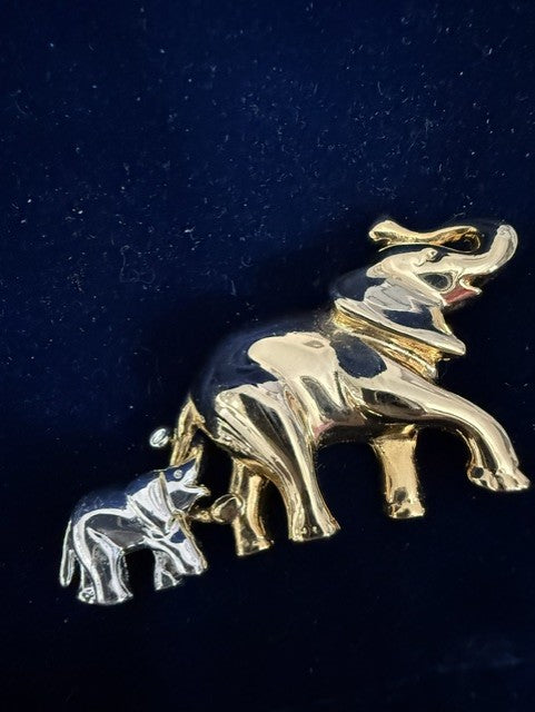 Vintage Liz Claiborne elephant brooch side angle view