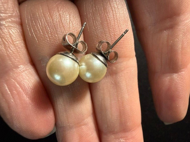 Vintage Cultured Pearl Stud Earrings