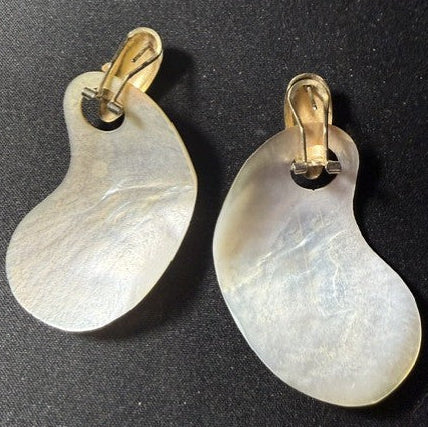 Vintage Mother-of-Pearl Clip-On Earrings