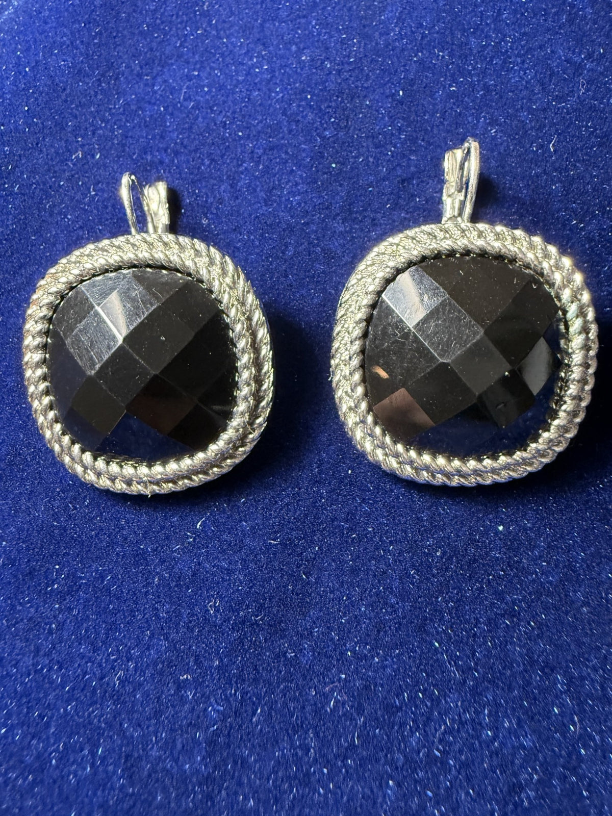 Vintage Brighton-Style Silver-Tone Filigree Round Earrings