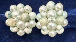 Vintage blue multi-tone faux pearl cluster clip-on earrings front view