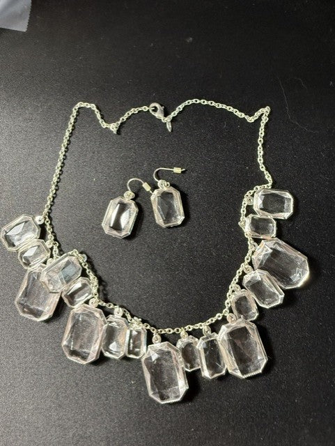 Avon Crystal Bib Necklace & Earring Set