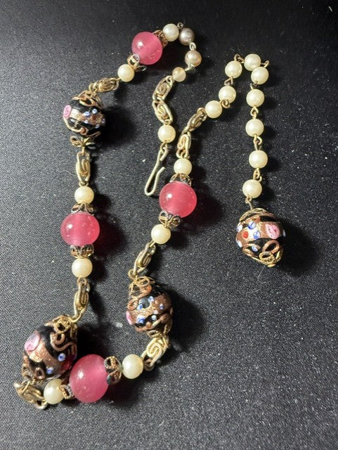 Vintage Venetian wedding cake lampwork bead necklace full view