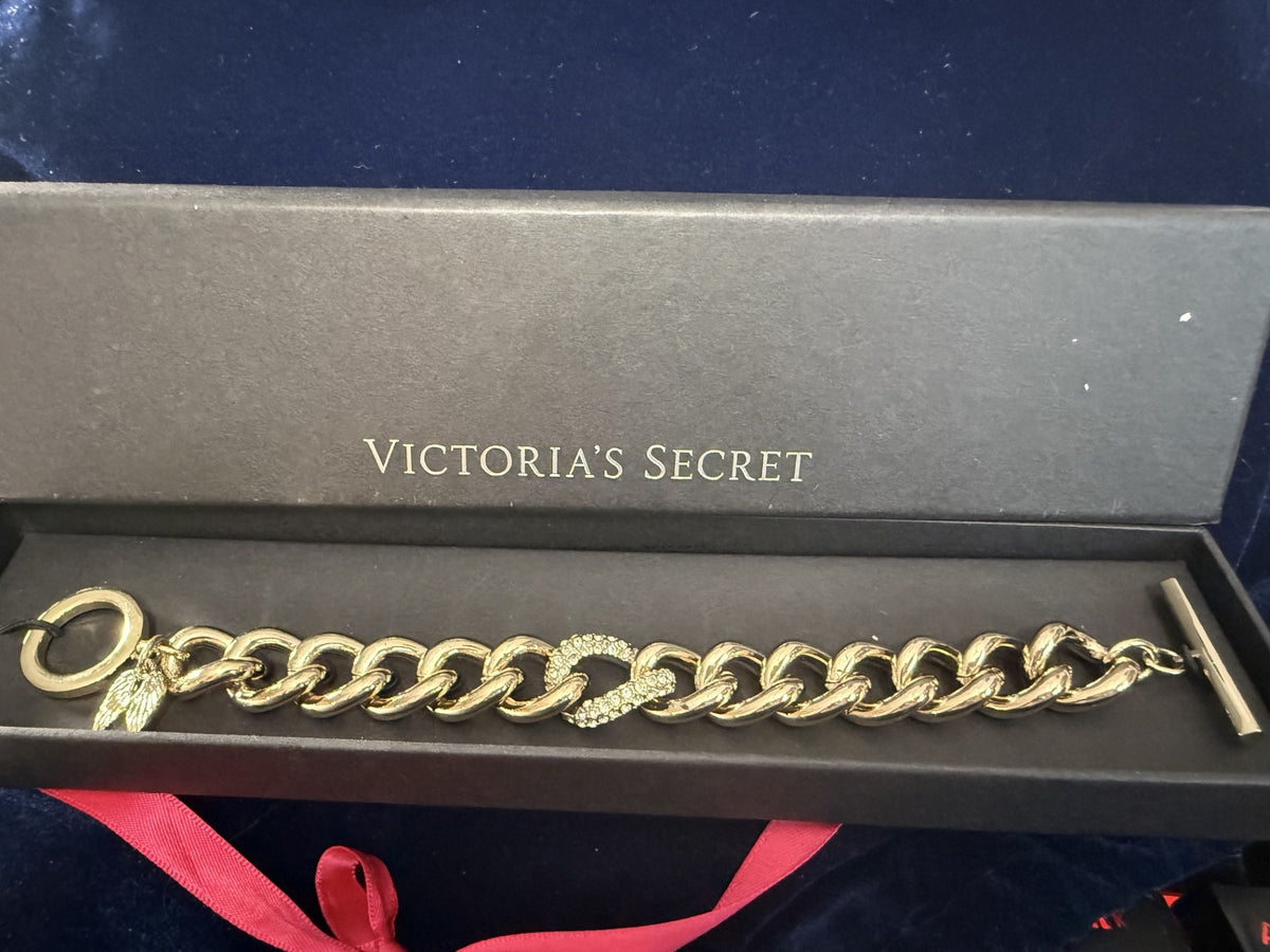 Victoria's Secret chunky gold-tone bracelet in original box