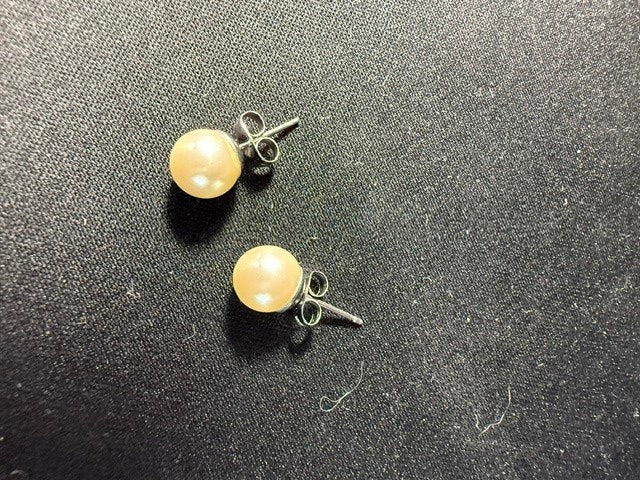 Vintage Cultured Pearl Stud Earrings