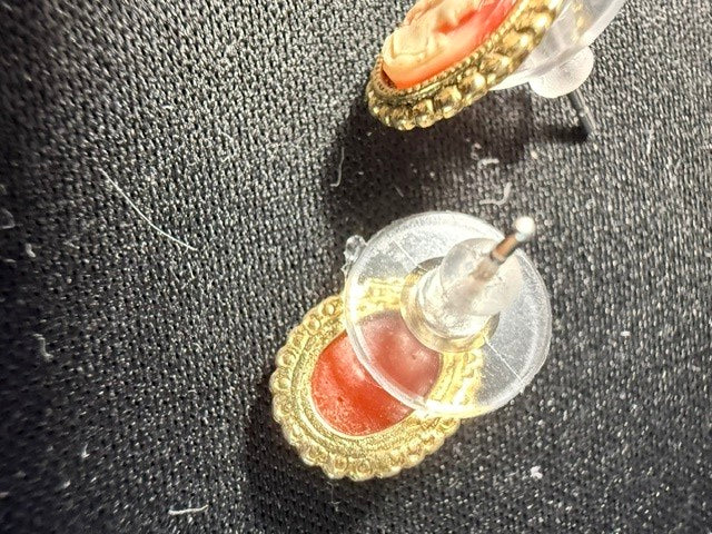 Vintage Resin Cameo Stud Earrings — Beaded Gold-Tone Bezel, Oval, Pierced
